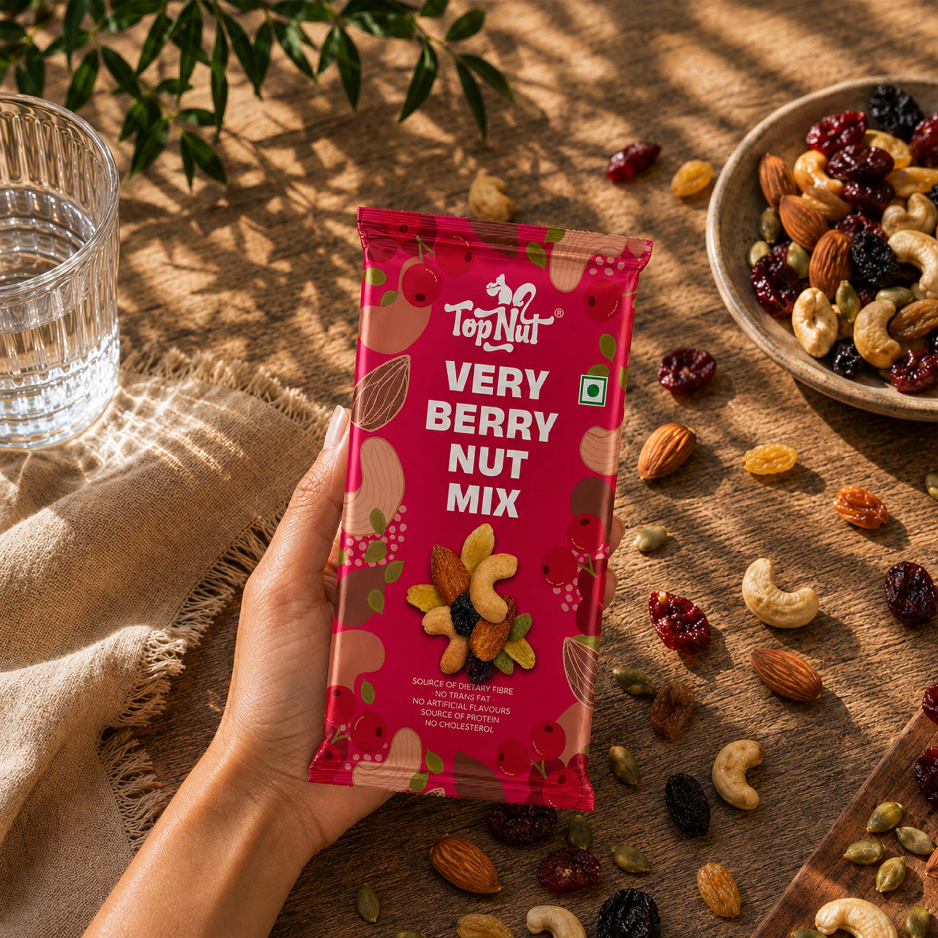 Very Berry Nut Mix 30g